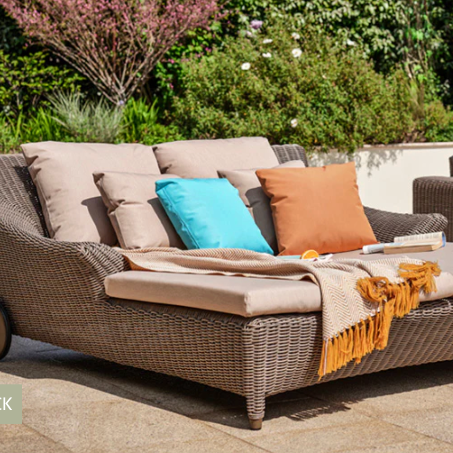 Kensington Double Day Bed & Cushions - Spa Living