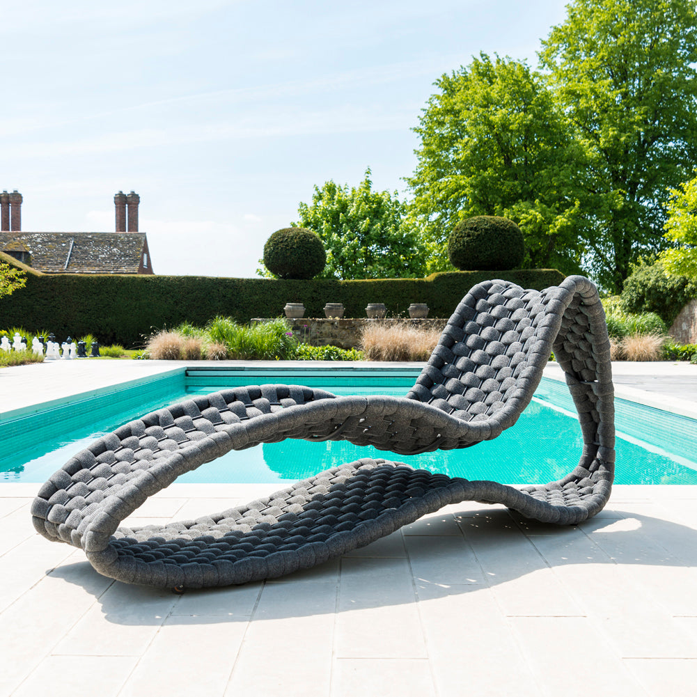 Wave Luxe Day Bed Lounger - Spa Living