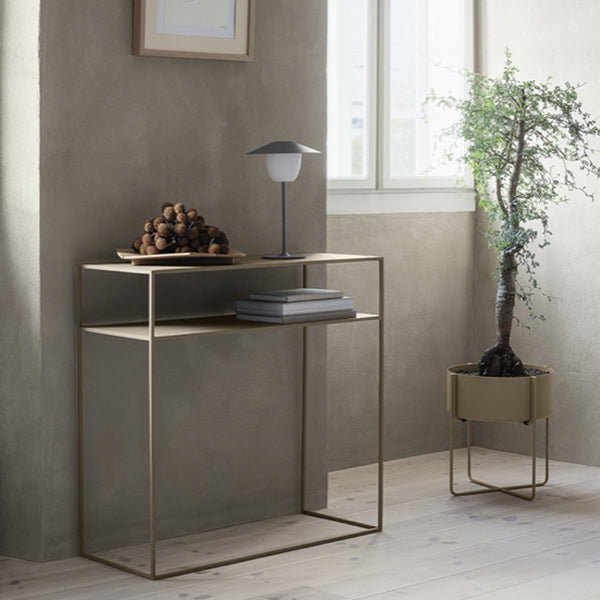 Kena Planter + Stand