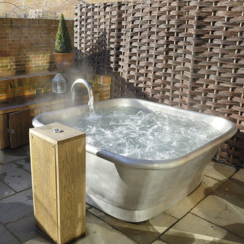 Alvus Spa Hot Tub - Spa Living