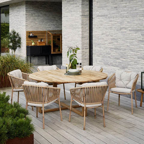 Endless Circular Dining Table [Cane-Line]