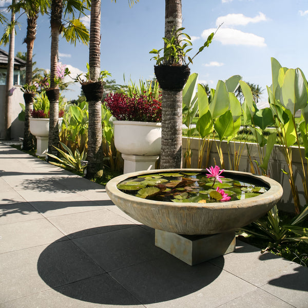 Outdoor Bowl Water Feature - Spa Living 