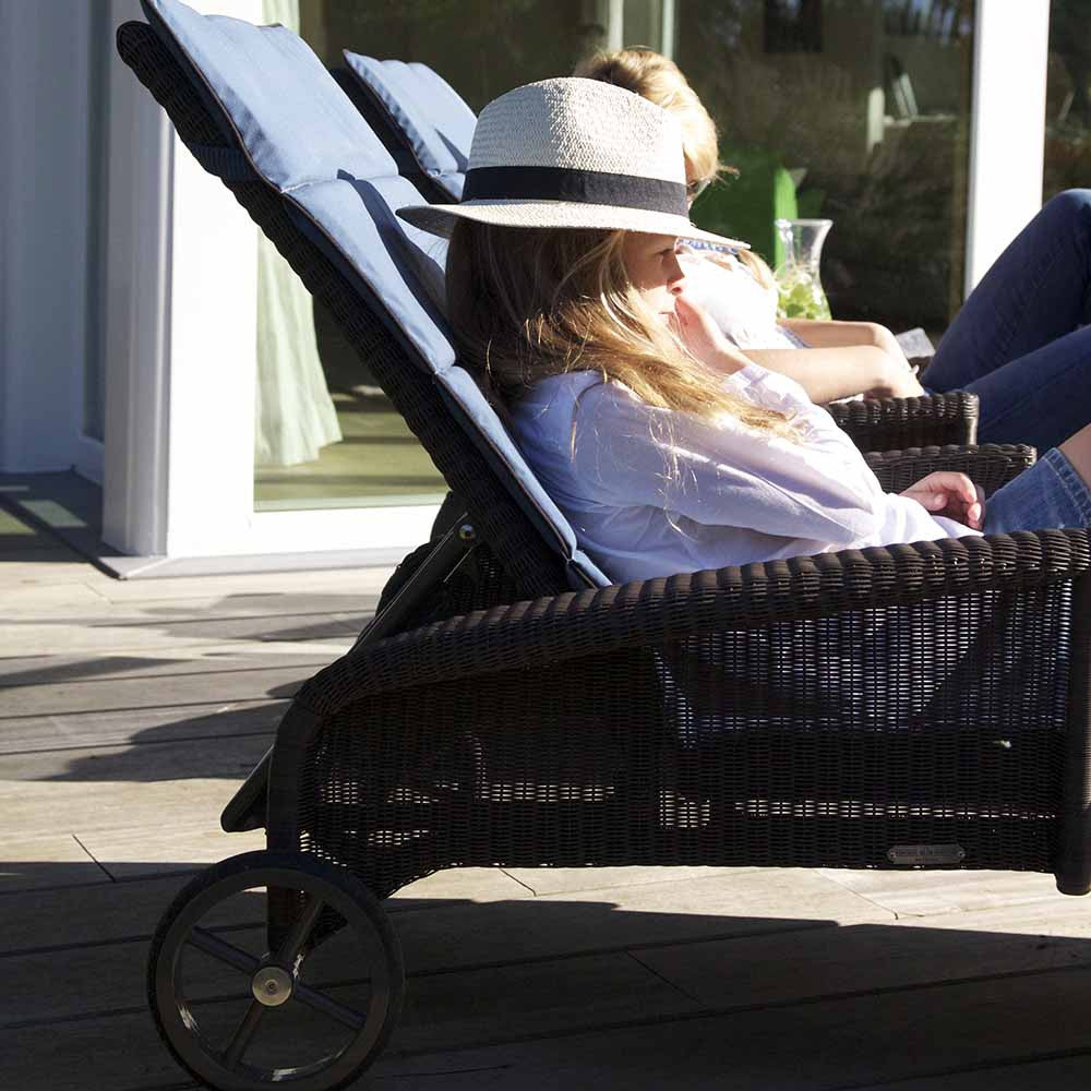 Safi Poolside Lounger, Vincent Sheppard, Outdoor Spa Furniture - Spa Living 