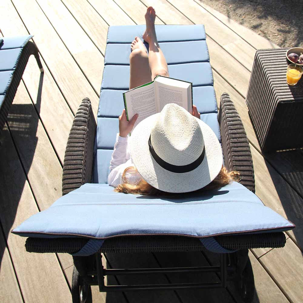 Safi Poolside Lounger, Vincent Sheppard, Outdoor Spa Furniture - Spa Living 
