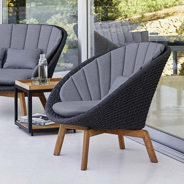 Peacock Lounge Chair [Cane-Line]